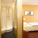 Ac By Marriott 4* ריגה