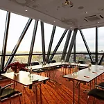 מלון Ac By Marriott