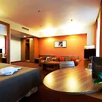 Ac By Marriott 4* ריגה