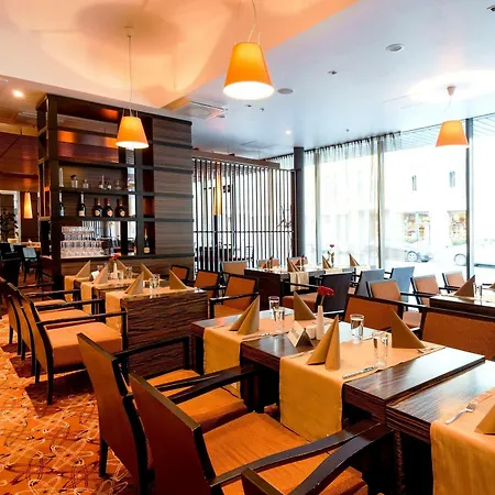 Ac By Marriott Отель Рига